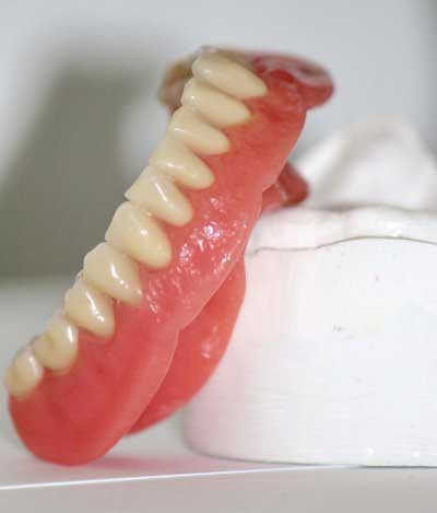 Denture